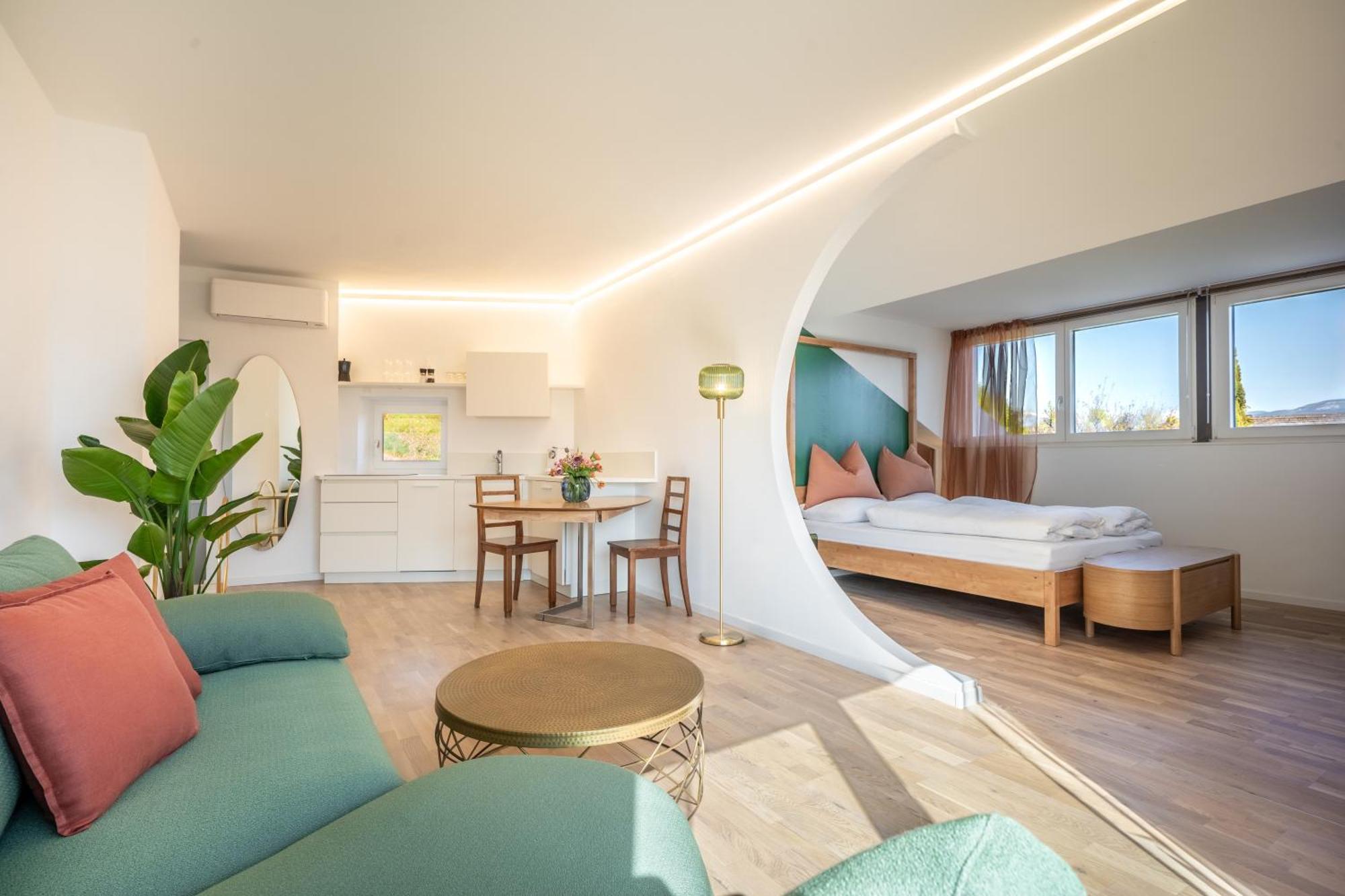 Villa Maria Boutique Apartment St Pauls Апп'яно-сулла-Страда-дель-Віно Екстер'єр фото